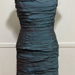 Tadashi shoji shatter dress size 6